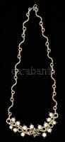 Ezüst(Ag) nyakék, tenyésztett gyöngy díszítéssel, jelzett, h: 50 cm, bruttó: 54,7 g