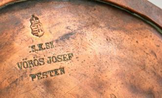 cca 1850 réz kancsó, jelzett "Cs.K. Sz. Vörös József Pesten", alján kis helyen javított, m...