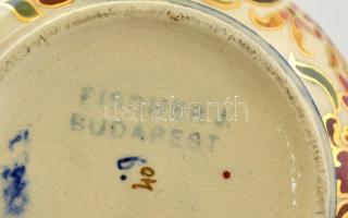 cca 1890 Fischer Ignác korsó, kézzel festett, aranyozott porcelánfajansz,  arany festés több helyen ...