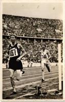 1936 Berlin, Olympische Spiele, Jack Lovelock (NZ) 1500m Sieger in der Weltrekordzeit / Summer Olympics in Berlin, 1500 m winner