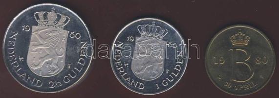 Hollandia 1980. 1G + 2 1/2G + zseton forgalmi sor szettben T:BU Díszdobozban!