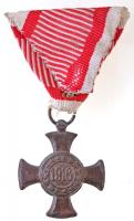 1916. "Vas Érdemkereszt a Vitézségi Érem szalagján" modern hadifém mellszalagon T:2  Hungary 1916. "Iron Merit Cross on a war ribbon" modern war metal decoration with ribbon C:XF