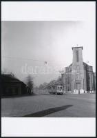1964 Budapest, villamos Kőbányán, vintage negatív felvétel (6x6 cm) és az erről készült mai nagyítás...