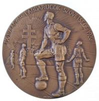 Nemes György (1885-1958) 1926. "1901 Magyar Labdarúgók Szövetsége 1926" Br emlékplakett tokban, hátoldalon gravírozva (80mm) T:2 ph.