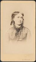 cca 1863 Borsos József pesti műtermében készült, vizitkártya méretű fénykép, 10,5x6 cm