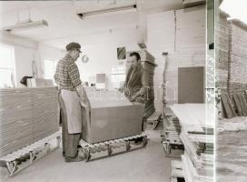 cca 1980 Budapesti városképek és épület felvételek szabadon felhasználható negatívjai, 55 db vintage...