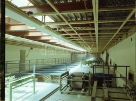 cca 1980 Budapesti városképek és épület felvételek szabadon felhasználható negatívjai, 55 db vintage...