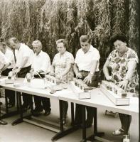 cca 1980 Budapesti városképek és épület felvételek szabadon felhasználható negatívjai, 55 db vintage...