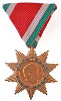 1957. A Magyar Szabadság Érdemrend bronz fokozata aranyozott Br kitüntetés mellszalagon T:2 Hungary 1957. Order of Merit of the Hungarian Freedom, Bronze Grade gilt Br decoration with ribbon C:XF NMK 485.