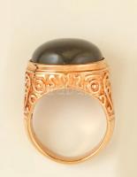 Aranyozott ezüst(Ag) gyűrű, achát kővel, jelzett, méret: 52, bruttó:7,3 g