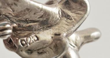 Ezüst(Ag) táncoló figura, jelzett, m: 6 cm, nettó: 5,7 g