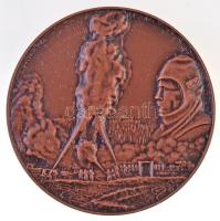 Pataky Béla (1932-) 1979. "Zsanai gázkitörés" kétoldalas Br érem, eredeti tokban (70mm) T:...