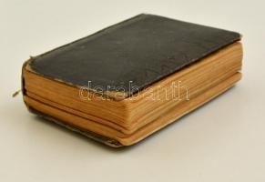 Üdvözlégy, Mária! Gyöngybetűs ima- és énekeskönyv. Bp., 1943, Magyar Kórus. Kicsit kopott vászonköté...