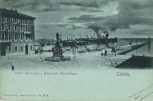 Trieste, Piazza Giuseppina, Monumento Massimiliano / square, monument, night (EK)