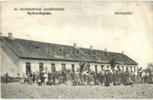 Nyitrabajna, Bojná; Az iskolatestvérek nevelőintézete, iskolaépület. Rasofszky fényképész kiadása / school building