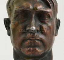Zoll jelzéssel: Adolf Hitler büszt, bronzírozott nehéz fém (talán ólom) szobor, márvány talapzaton, ...