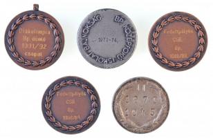 5db-os vegyes, főleg sportérem tétel, közte 1973. "Bp. Középfokú Iskolai Bajnokság" ezüstö...