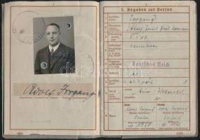 1943 Deutsches Reich Wehrpaß, Németország III. Birodalom gyalogos katona fényképes katonakönyve, kis...
