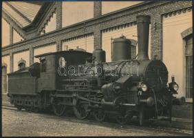 cca 1920-1930 Ganz-mozdony, fotó, 12×17 cm