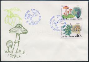Mushrooms and fruits + 3 FDC + block Gombák és gyümölcsök + 3 db FDC + blokk
