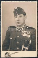 cca 1935 Magyar őrmester kitüntetésekkel, fotólap Várady műterméből, 13x8 cm
