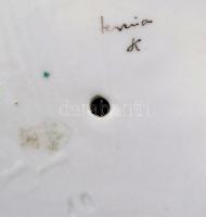 Zsolnay lány könyvel, kézzel festett, jelzett (tercia), hibátlan, m: 17 cm