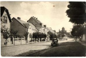 Párkány, Stúrovó; utcakép automobillal / street view with automobile (kis szakadás / small tear)