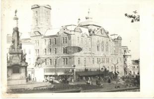 Győr, Városháza, automobil. photo (EK)