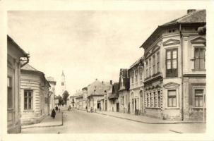 Rimaszombat, Rimavska Sobota; Stefánikova ulica / utcakép, üzletek, automobil, kerékpár / street view, shops, automobile, bicycle (EK)