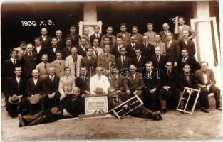 1936 Budapest XIV. Várna utca 7. Domoky József asztalos és műbútoros üzlete, csoportkép. group photo
