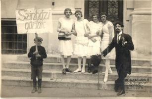 1926 Sopron, Az erdész hallgatók búcsúja. Színházi görlök - nőnek öltözött férfiak. Löbenwein Harald photo