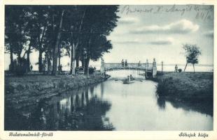 Balaton - 28 db régi és modern városképes lap, Balaton és környéke / 28 pre-1945 and modern town-vie...