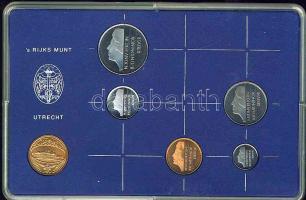 Hollandia 1983. 5c-2 1/2G 5klf + zseton forgalmi szettben T:BU