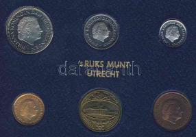 Hollandia 1977. 1c-1G 5klf + zseton forgalmi szettben T:BU Csak 17000db RR!!