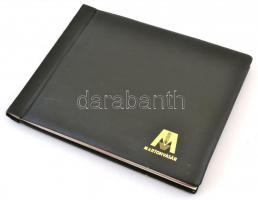 cca 1963 Martonvásár, mezőgazdasági bemutató, eredeti színes fotókból szerkesztett fotóalbum, 29 db ...