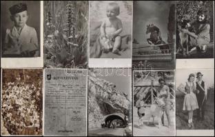 cca 1960 Tiszavölgyi József (1909-?) fotóriporter hagyatékából 99 db vintage fotó, különféle témákró...
