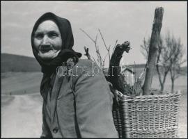 cca 1971 Gebhardt György (1910-1993) hagyatékából 2 db jelzés nélküli, vintage fotóművészeti alkotás...