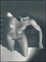 cca 1978 Menesdorfer Lajos (1941-2005) hagyatékából 2 db jelzés nélküli, vintage fotóművészeti alkotás, 24x18 cm