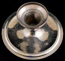 Levél mintás talpas süteményestál, levonóképes fajansz résszel, fém talppal, jelzés nélkül, m: 14 cm...