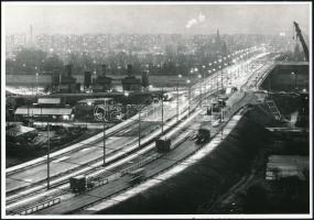 cca 1984 Budapest, az óbudai piacról és az Árpád hídról készült 2 db vintage fotó, 17x24 cm