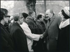 cca 1960 és 1972 Kádár Jánosról készült 3 db vintage fotó, egy feliratozott, 18x24 cm