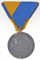 1941. "Délvidéki Emlékérem" cink emlékérem mellszalaggal. Szign.: BERÁN L. T:2 
Hungary 1...
