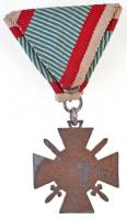 1942. "Tűzkereszt I. fokozata" bronzozott cink kitüntetés mellszalaggal, a jelvény egy dar...
