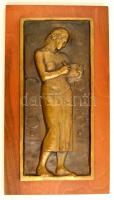 Martsa István (1912-1978): Író lány, bronz plakett, jelzés nélkül, fa talapzaton, képcsarnokos címkével, 32×15 cm