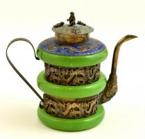 Jádéval és rekeszzománccal díszített fém teáskanna, tetején apró majomfigurával, m: 12,5 cm