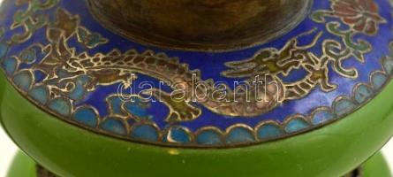 Jádéval és rekeszzománccal díszített fém teáskanna, tetején apró majomfigurával, m: 12,5 cm