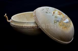 cca 1900 Kugler Henrik Gerbeaud kézzel festett selyem-papírmasé tojás doboz. Szép állapotban, belül ...