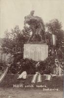 Szekszárd katonai emlékmű