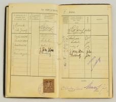 1930-1935 Liszt Ferenc Zeneművészeti Főiskola leckekönyve, az iskola tanárainak aláírásaival, köztük...