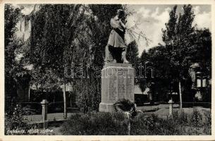 Kiskőrös katonai emlékmű